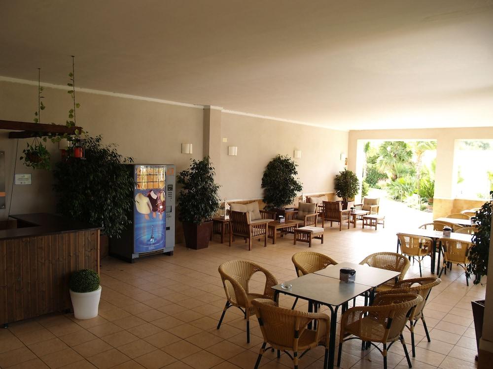 Hotel Montera Plaza Los Barrios Zewnętrze zdjęcie