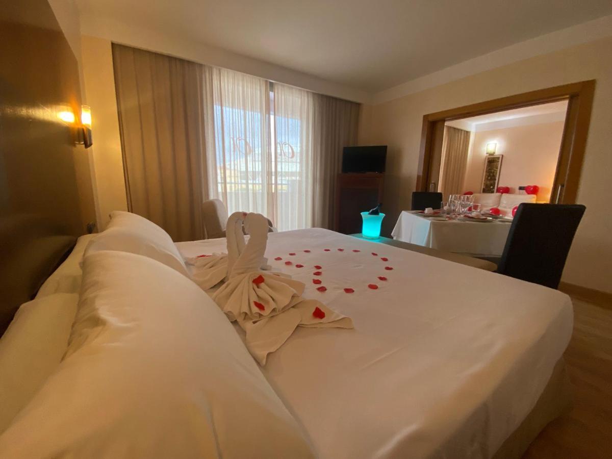 Hotel Montera Plaza Los Barrios Zewnętrze zdjęcie