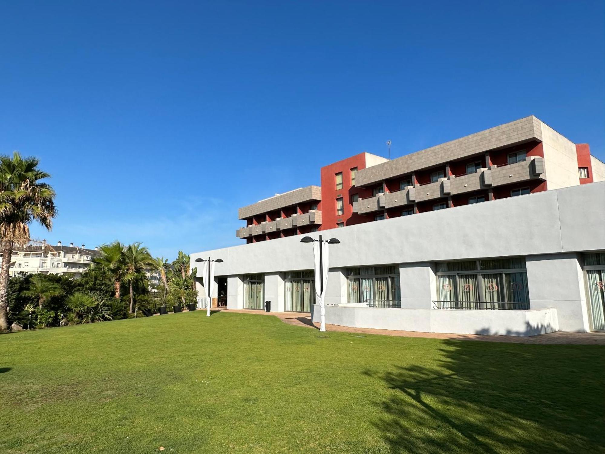 Hotel Montera Plaza Los Barrios Zewnętrze zdjęcie