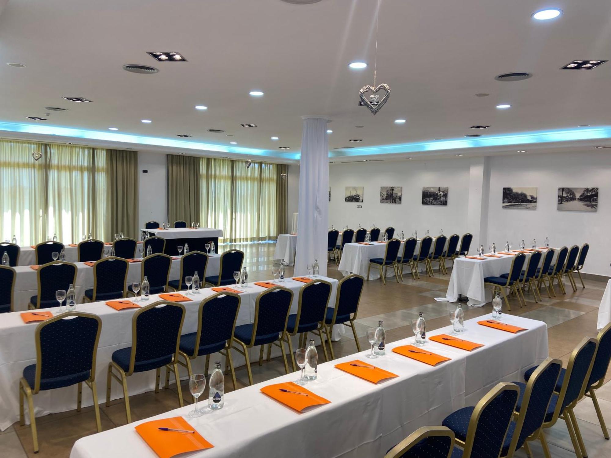 Hotel Montera Plaza Los Barrios Zewnętrze zdjęcie